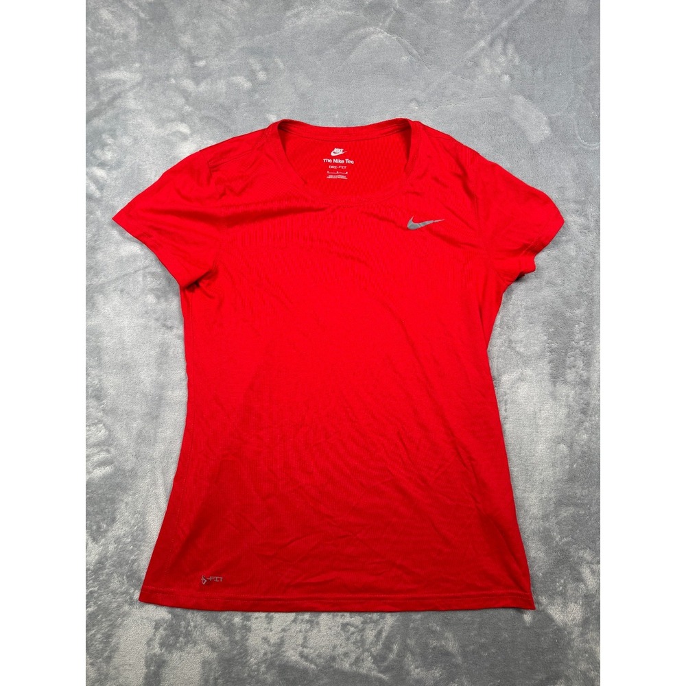 Nike Dri Fit T Shirt Women Medium Red Short Sleeve Performance Crewneck Pullover